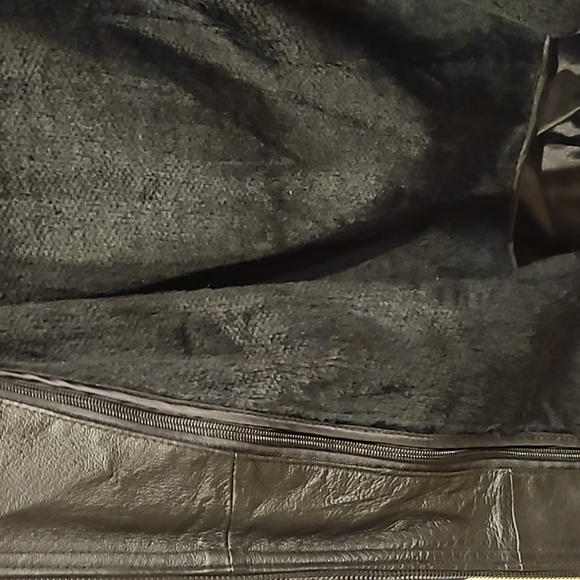 MEN'S LEATHER JACKET - Picture 3 of 5